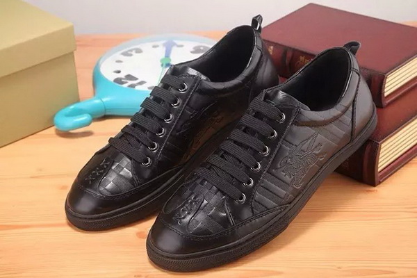 Burberry Fashion Men Sneakers--062